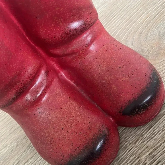 Vintage Oversized 13” tall Santa boot planter - Picture 8 of 8